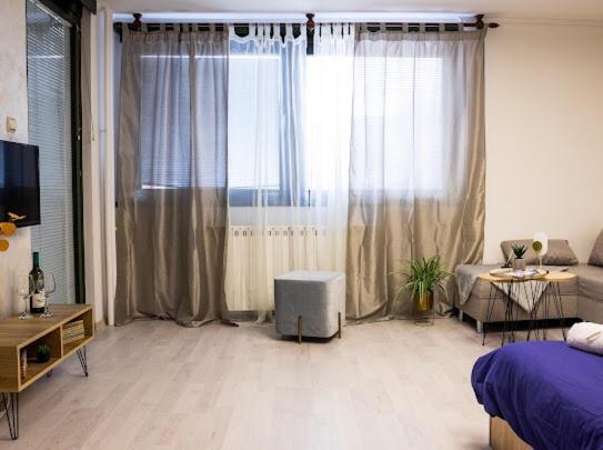 Center Cozy Apartment 수보티차 외부 사진